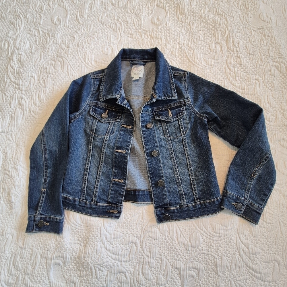 Children's Place girls Medium or 7/8 blue stretch 2 pocket jean jacket VGUC